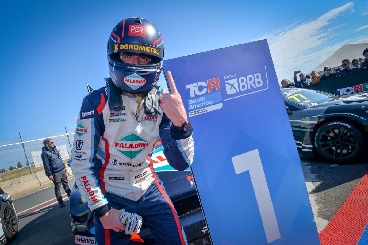 Leonel Pernía y Juan Ángel Rosso los primeros ganadores del paso del TCR South America Banco BRB por Uruguay