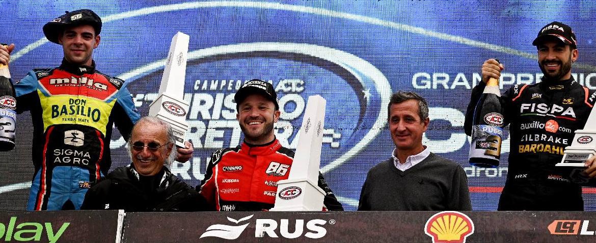 86 A LA CABEZA: Agustín Canapino, con el Chevrolet Camaro, volvió al triunfo en el TC